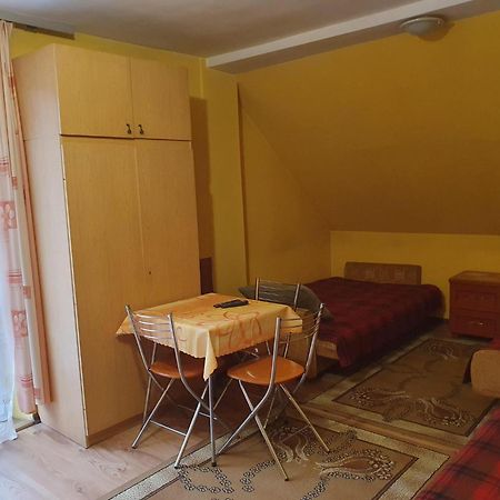 Pokoje Goscinne U Faronow Muszyna Extérieur photo